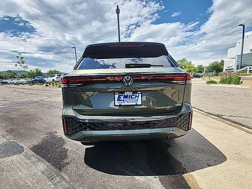 2025 Volkswagen Tiguan 2.0T SE R-Line Black