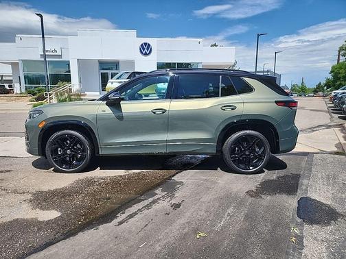 2025 Volkswagen Tiguan 2.0T SE R-Line Black