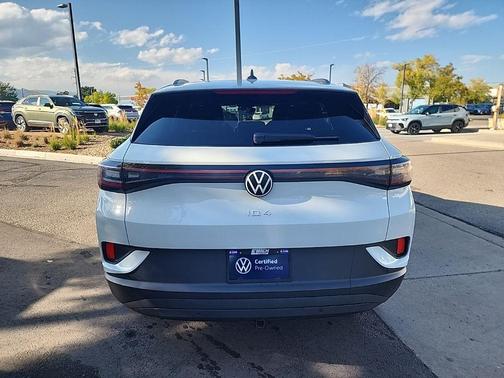 2023 Volkswagen ID.4 Pro