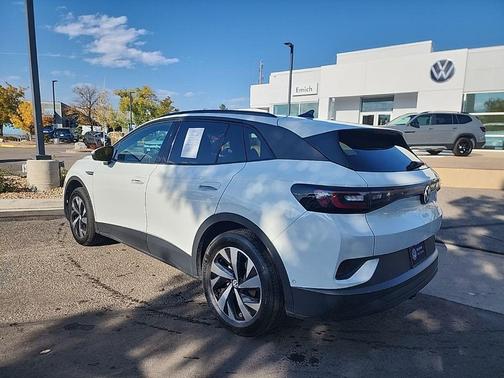 2023 Volkswagen ID.4 Pro