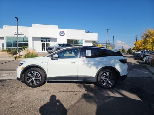 2023 Volkswagen ID.4 Pro