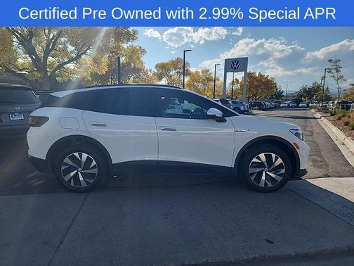 2023 Volkswagen ID.4 Pro