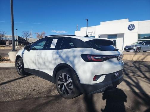 2023 Volkswagen ID.4 Pro