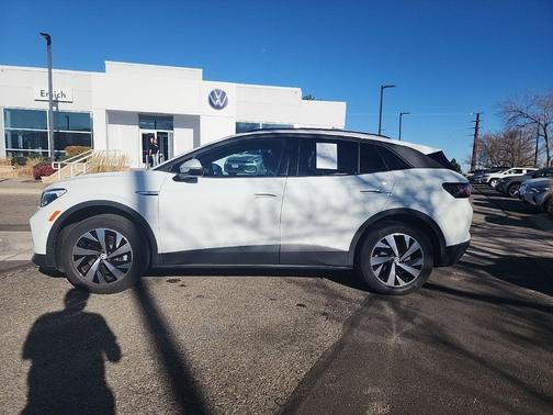 2023 Volkswagen ID.4 Pro