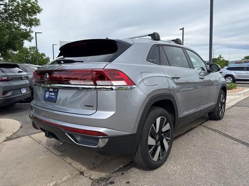 2024 Volkswagen Atlas Cross Sport 2.0T SE w/Technology