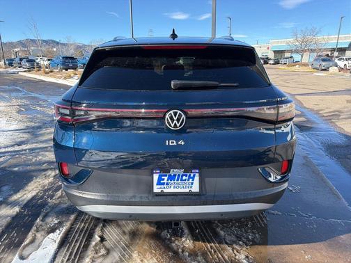 2023 Volkswagen ID.4 Pro S Plus