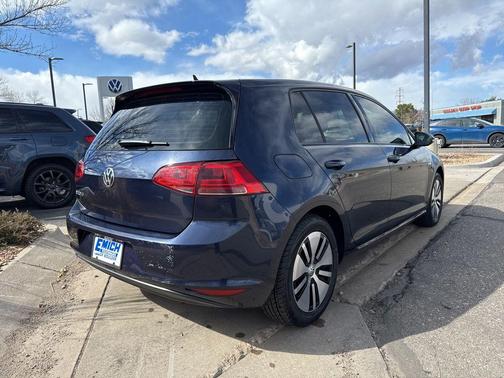 2016 Volkswagen e-Golf SE