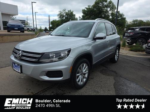Reflex Silver Metallic 2017 Volkswagen Tiguan 2.0T Wolfsburg Edition