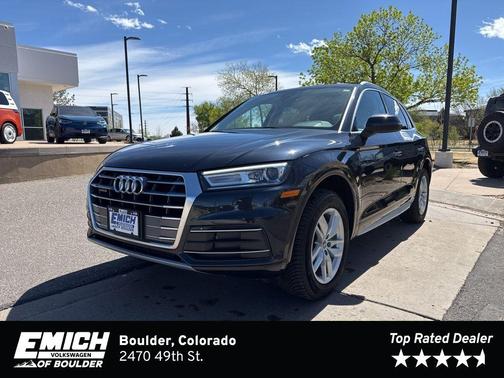 Moonlight Blue Metallic 2020 Audi Q5 45 Premium