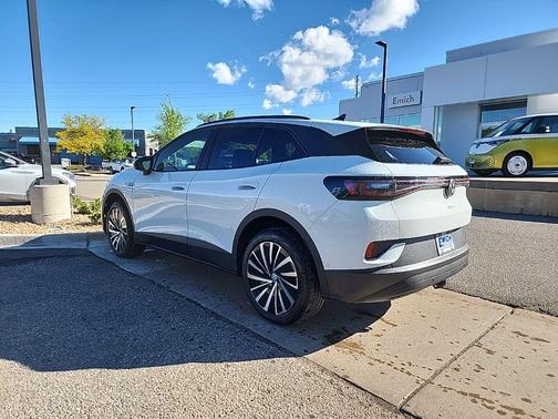 2025 Volkswagen ID.4 Pro