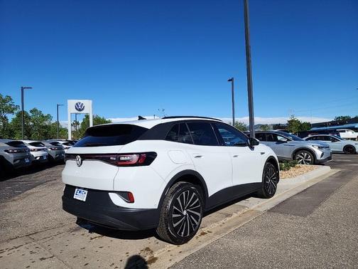 2025 Volkswagen ID.4 Pro