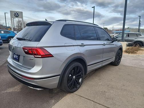 2021 Volkswagen Tiguan 2.0T SE R-Line Black
