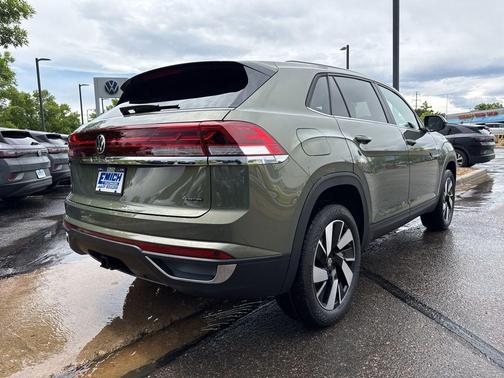 2025 Volkswagen Atlas Cross Sport 2.0T SE w/Technology