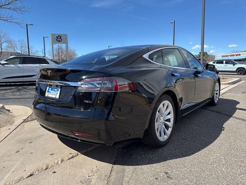 2016 Tesla Model S 75D