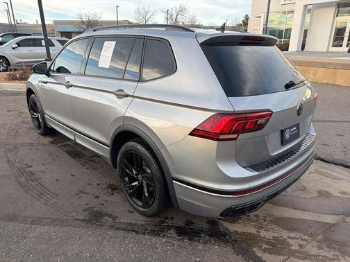2023 Volkswagen Tiguan 2.0T SE R-Line Black