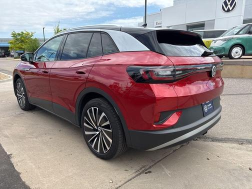 2023 Volkswagen ID.4 Pro S Plus