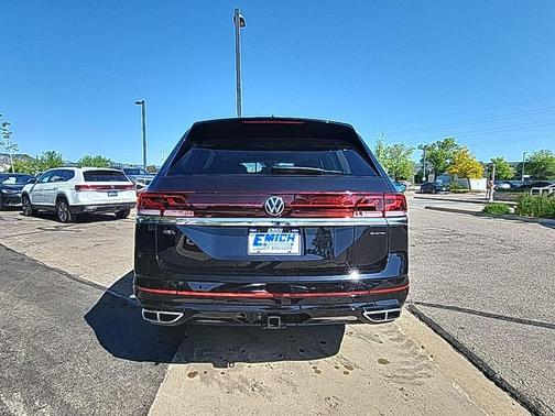 2025 Volkswagen Atlas 2.0T SEL Premium R-Line