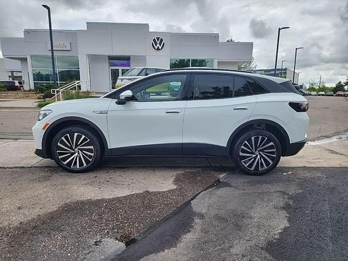 2025 Volkswagen ID.4 Pro