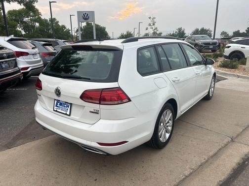 2018 Volkswagen Golf SportWagen TSI S