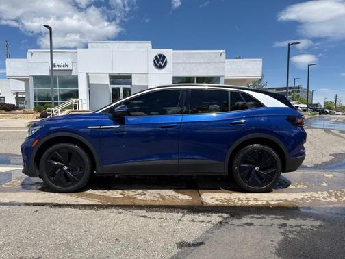 Blue Dusk / Black Roof 2022 Volkswagen ID.4 Pro S