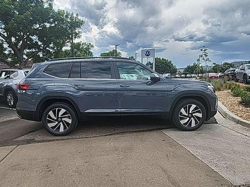 2025 Volkswagen Atlas 2.0T SE