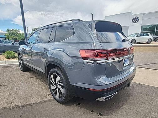 2025 Volkswagen Atlas 2.0T SE
