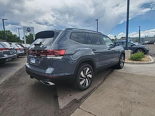 2025 Volkswagen Atlas 2.0T SE