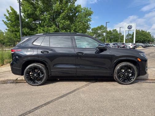 2025 Volkswagen Tiguan 2.0T SE R-Line Black
