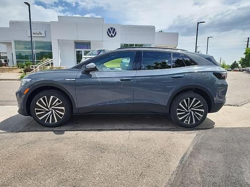 2025 Volkswagen ID.4 Pro