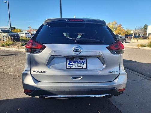 2018 Nissan Rogue SV