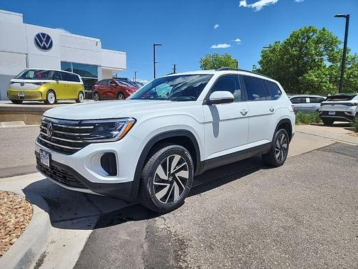 2025 Volkswagen Atlas 2.0T SE