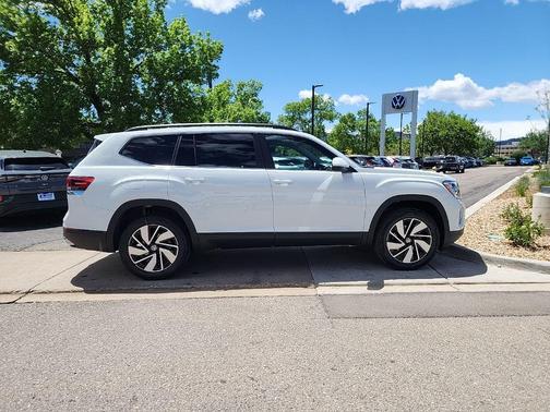 2025 Volkswagen Atlas 2.0T SE