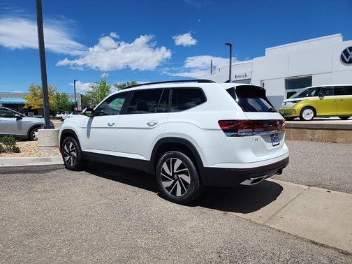2025 Volkswagen Atlas 2.0T SE