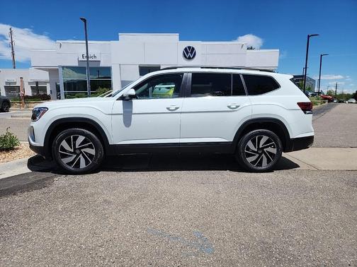 2025 Volkswagen Atlas 2.0T SE