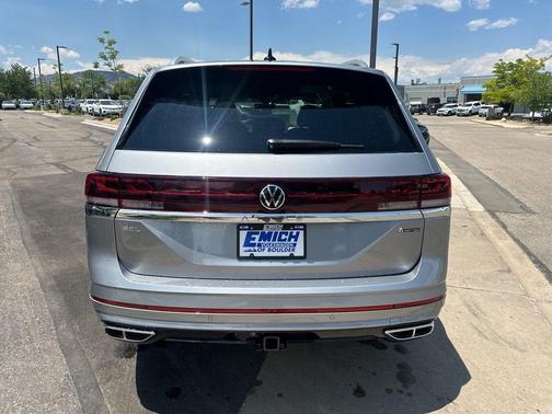 2025 Volkswagen Atlas 2.0T SEL Premium R-Line