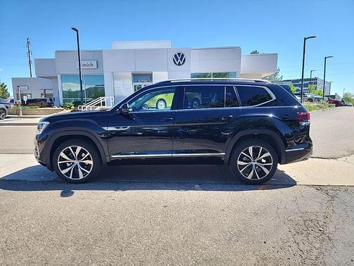 2025 Volkswagen Atlas 2.0T SEL Premium R-Line