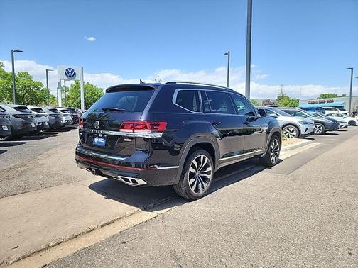 2022 Volkswagen Atlas 3.6L SEL Premium R-Line