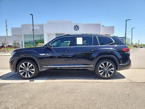 2022 Volkswagen Atlas 3.6L SEL Premium R-Line