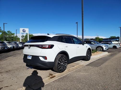 2025 Volkswagen ID.4 Pro