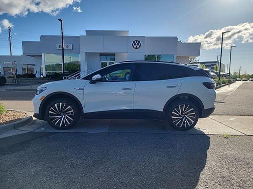 2025 Volkswagen ID.4 Pro