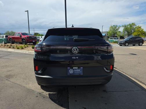 Deep Black Pearl Effect 2023 Volkswagen ID.4 Pro S