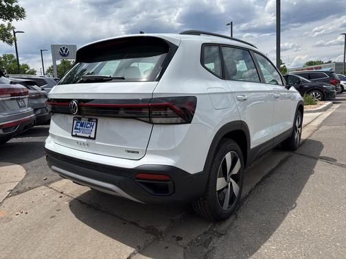 2025 Volkswagen Taos 1.5T S