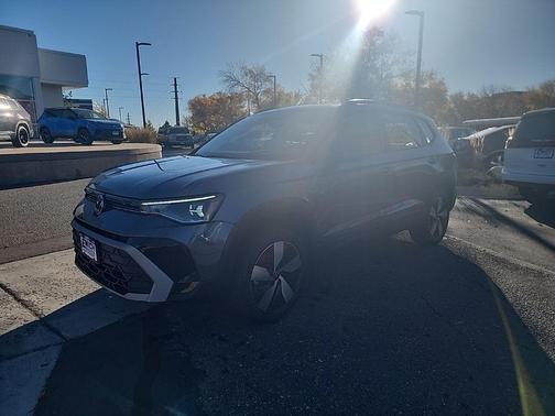 2025 Volkswagen Taos 1.5T S
