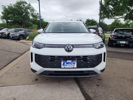 2025 Volkswagen Tiguan 2.0T SE