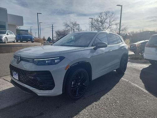 2025 Volkswagen Tiguan 2.0T SE R-Line Black