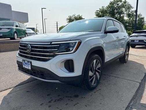2025 Volkswagen Atlas 2.0T SE