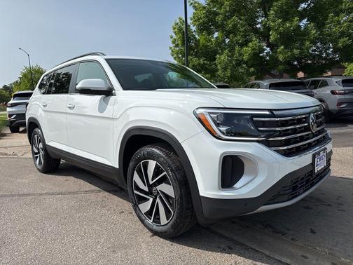 2025 Volkswagen Atlas 2.0T SE