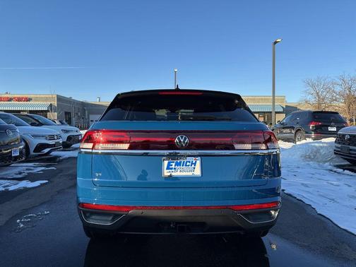 2025 Volkswagen Atlas Cross Sport 2.0T SE w/Technology