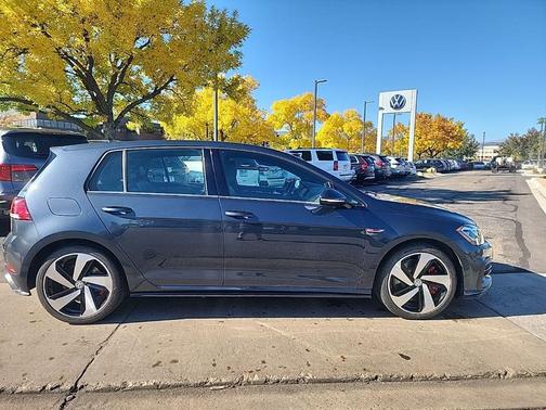 2019 Volkswagen Golf GTI 2.0T SE