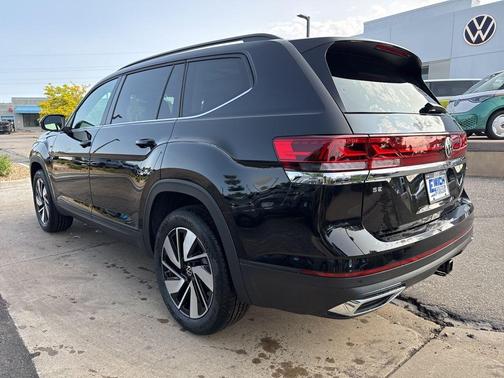 2025 Volkswagen Atlas 2.0T SE
